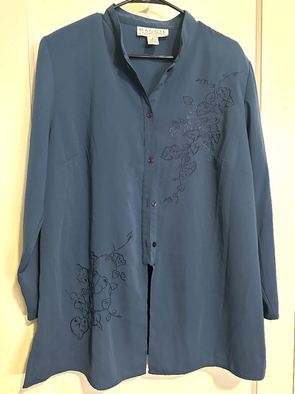 Vintage 90s Maggie McNaughton Embroidered Tunic Blouse – Slate Blue, Size 1x